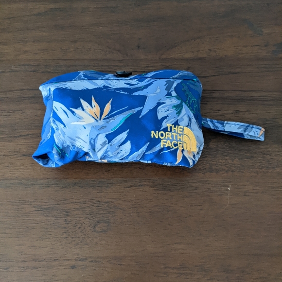 Northface Bucket hat - Picture 4 of 4